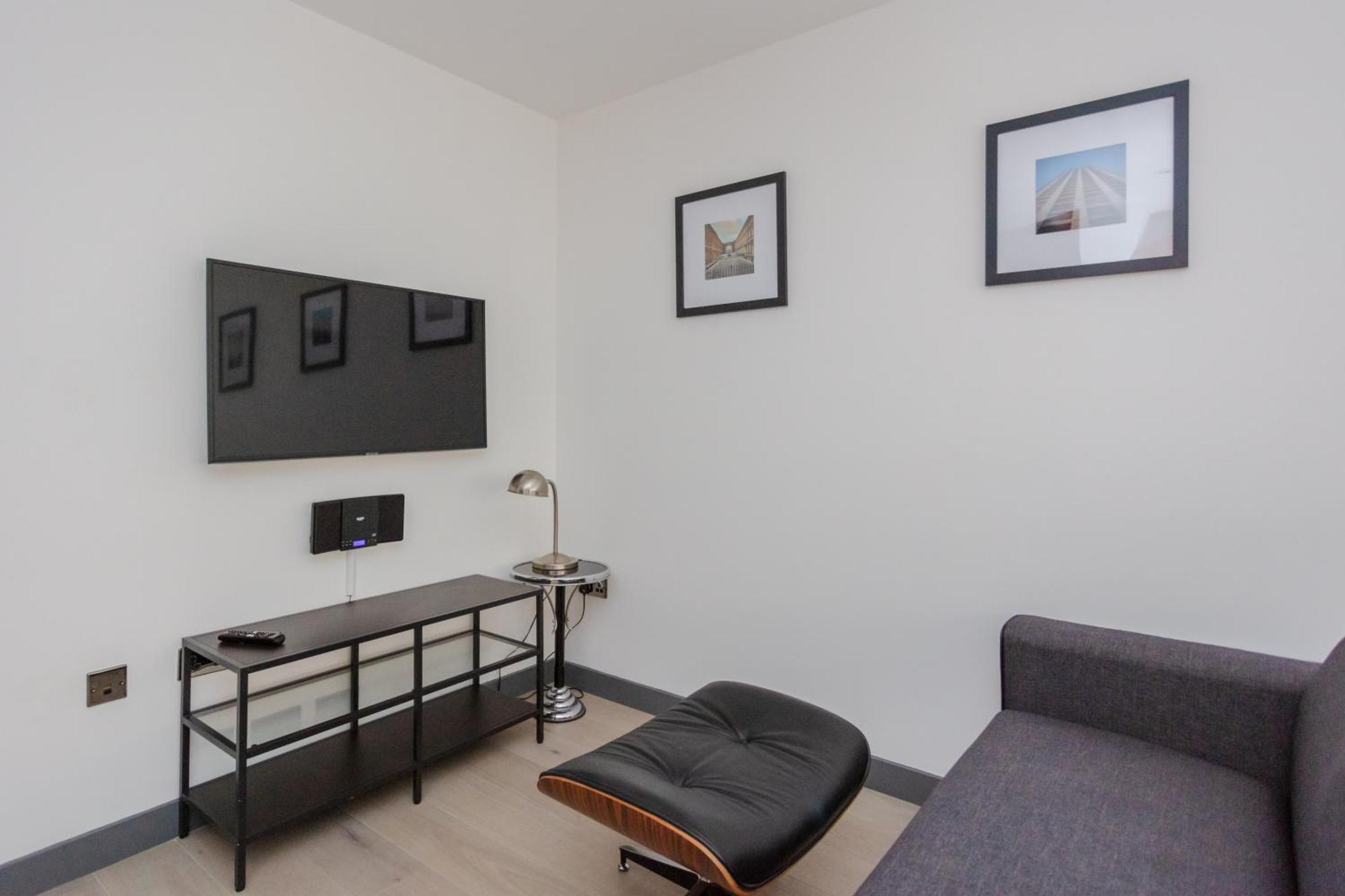 Stylish 1 Bedroom Apartment In Holborn In A Great Location London Kültér fotó