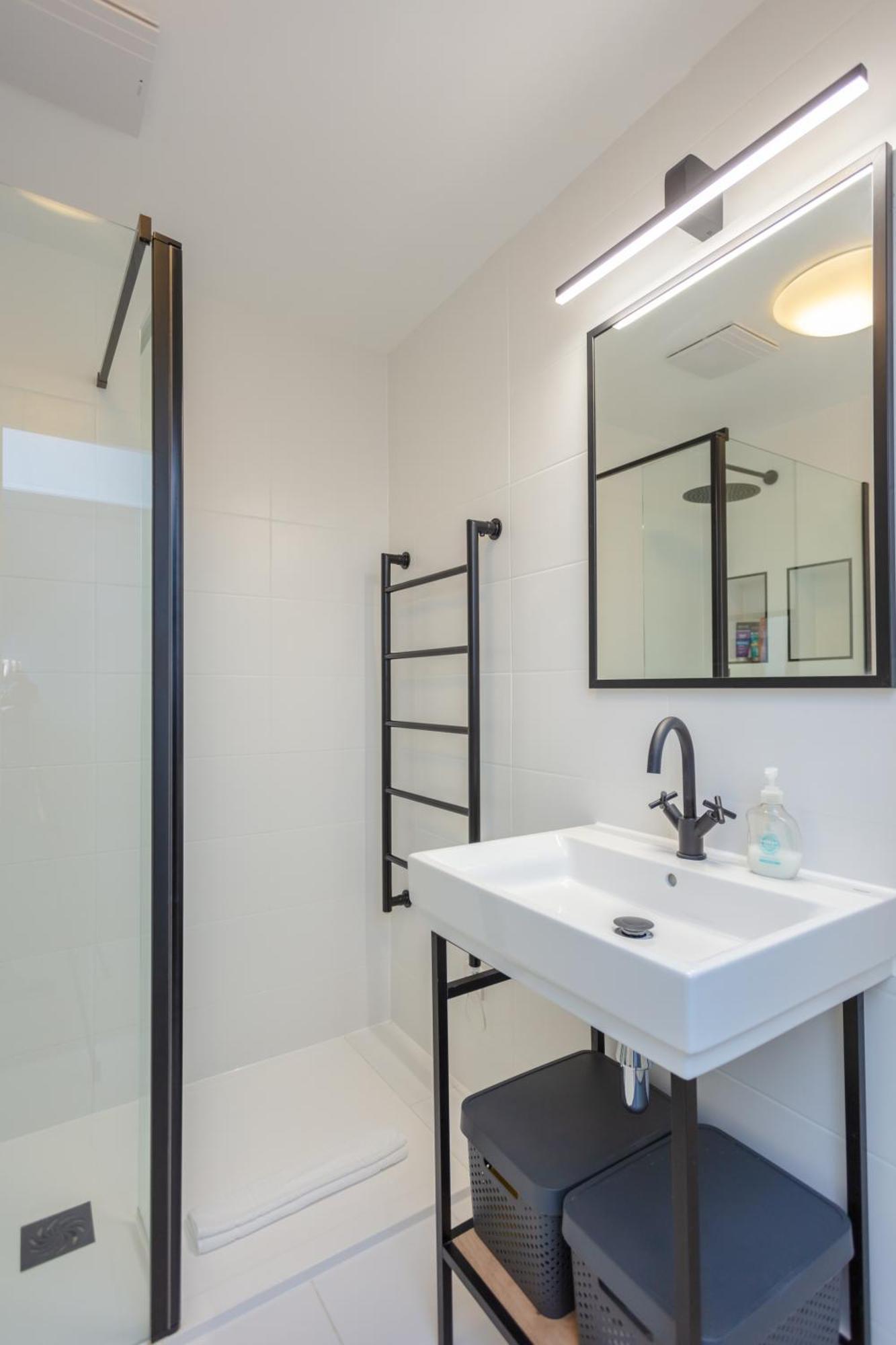 Stylish 1 Bedroom Apartment In Holborn In A Great Location London Kültér fotó