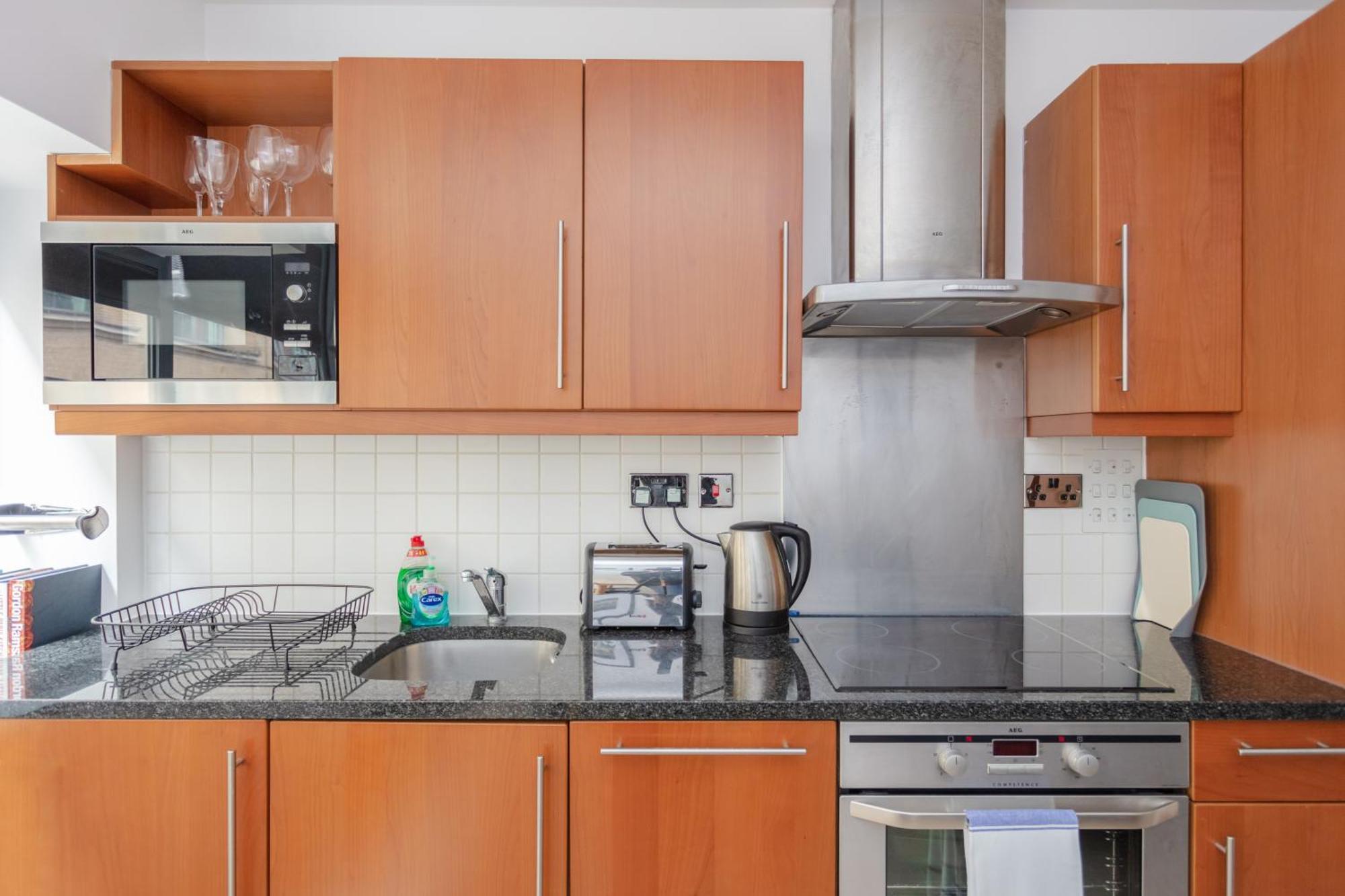 Stylish 1 Bedroom Apartment In Holborn In A Great Location London Kültér fotó
